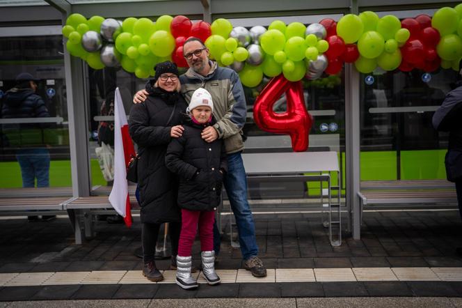 Tramwajowa "czwórka" ruszyła! Na wydarzeniu tłumy mieszkańców. Zobaczcie zdjęcia!