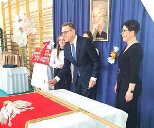 Olsztyńska szkoła nosi imię laureatki Nagrody Nobla