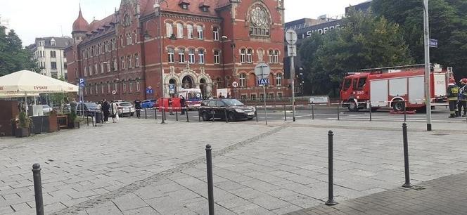Autobus przejechał młodą kobietę w Katowicach. Kierowca oskarżony