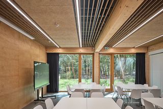 Biblioteka w Choszczówce 23