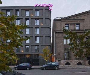 Moxy Kaunas Center w Kownie (Litwa) – Europejska Fasada Roku w kategorii „budynek po termomodernizacji