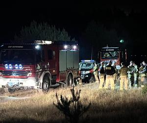 Tajemniczy obiekt spadł na poligonie pod Szczytnem? Nocna akcja policji i strażaków