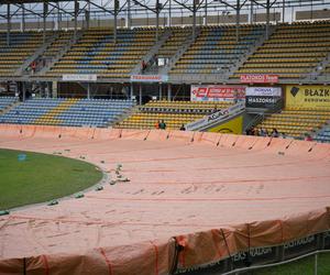 Stal Gorzów - GKM Grudziądz. Kibice przez ponad 5 godzin byli uwięzieni na stadionie, a mecz się nie odbył!