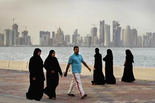 Katar i prawa kobiet. Gwałt i przemoc domowa nie są nielegalne. Kobiety nie mogą decydować nawet o swoim zdrowiu