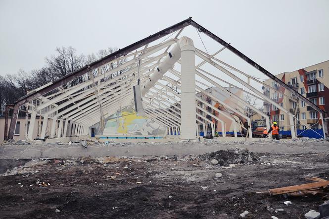 rozbiórka kraśnickiego basenu