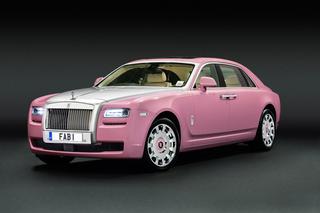Różowy Rolls-Royce wspiera walkę z rakiem piersi - FOTO