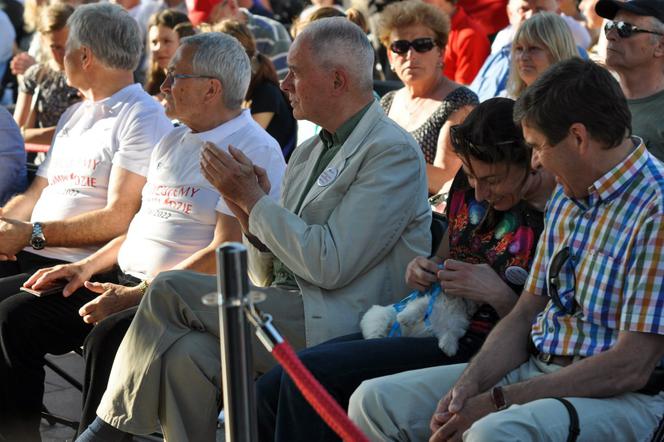 KOWALCZYK NIE ROZSTAJE SIĘ Z MARIANEM