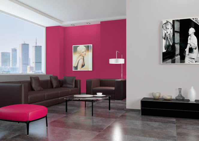 Kolorowe ściany w salonie: 10 pomysłów na mocne kolory w salonie