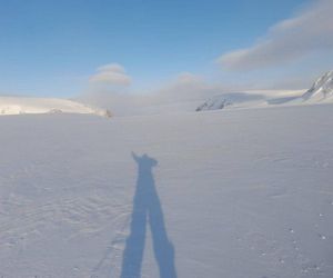  Polka samotnie weszła na Newtontoppen (1713 m), najwyższy szczyt wyspy Spitsbergen. Zrobiła to z bronią! 