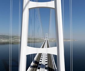 Wizualizacje mostu łączącego Sycylię z kontynentem