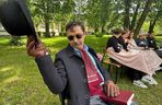 Czytanie na trawie w siedleckim Ekonomiku