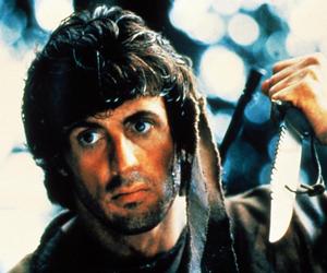 Quiz. Jak dobrze pamiętasz serię „Rambo”?  Te filmy to klasyki kina akcji!