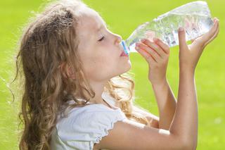 Ile wody powinno pić dziecko?