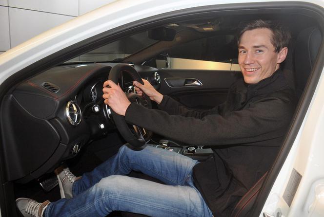 Kamil Stoch w Mercedesie GLA 45 AMG