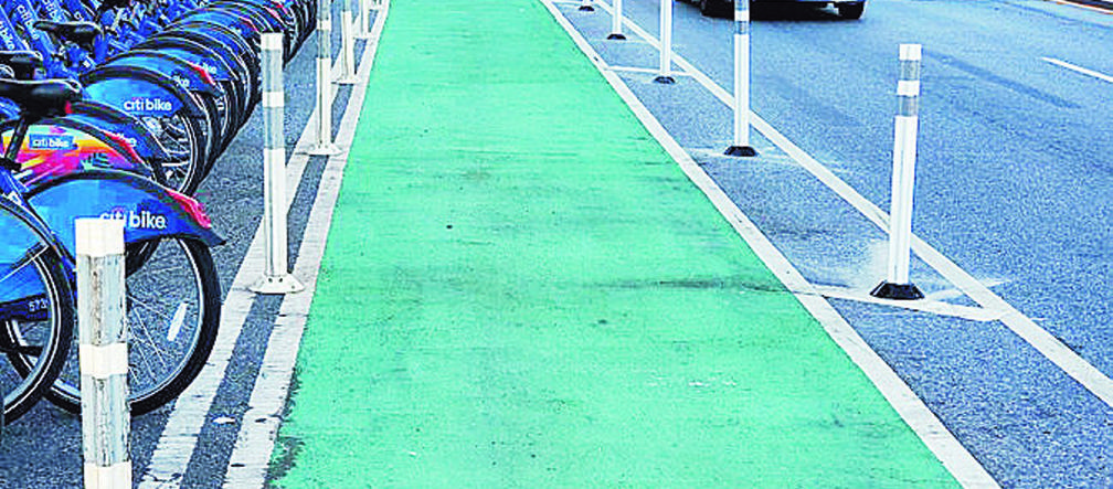 Burmistrz dba o rowerzystów   