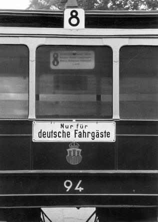Komunikacja miejska sprzed lat: Tak wyglądały krakowskie tramwaje! [ZDJĘCIA]