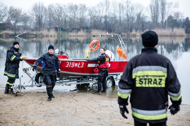 Strażacy 2 sezon odc. 14. Staszek (Mateusz Banasiuk), Rafał (Kuba Wesołowski)