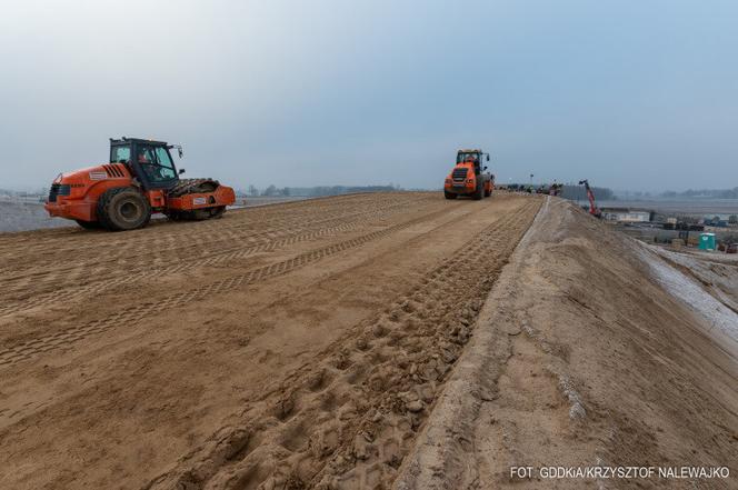 Budowa S7 na trasie Napierki - Płońsk. Zobacz postępy prac [GALERIA]