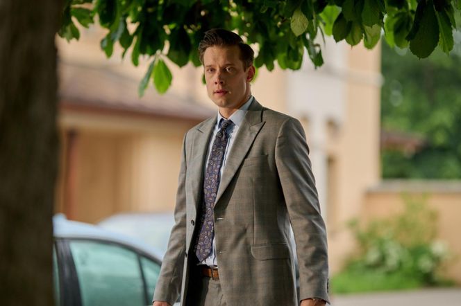 Na Wspólnej odc. 4079. Darek Żbik (Michał Mikołajczak)