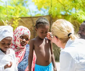 Sudan uśmiercił już 4 osoby. Rzadki szczep Eboli nie odpowiada na szczepionki