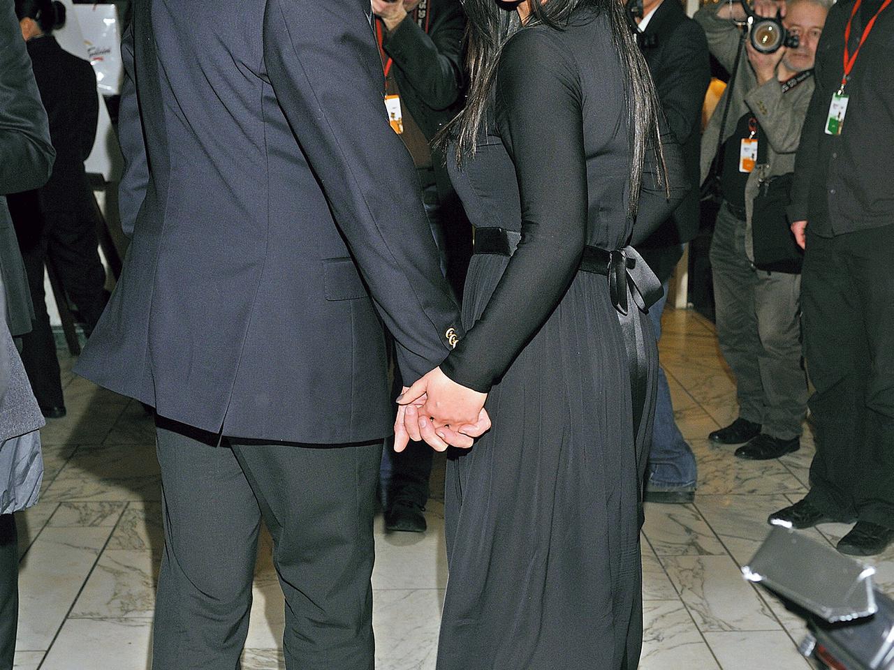 Ludzie cieszą się naszym szczęściem