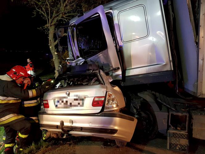 Wypadek Błonie Wieś: 2 osoby nie żyją