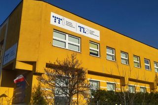 Uczeń pobił nauczycielkę informatyki. Teraz żałuje. Jakie konsekwencje grożą 18-latkowi?