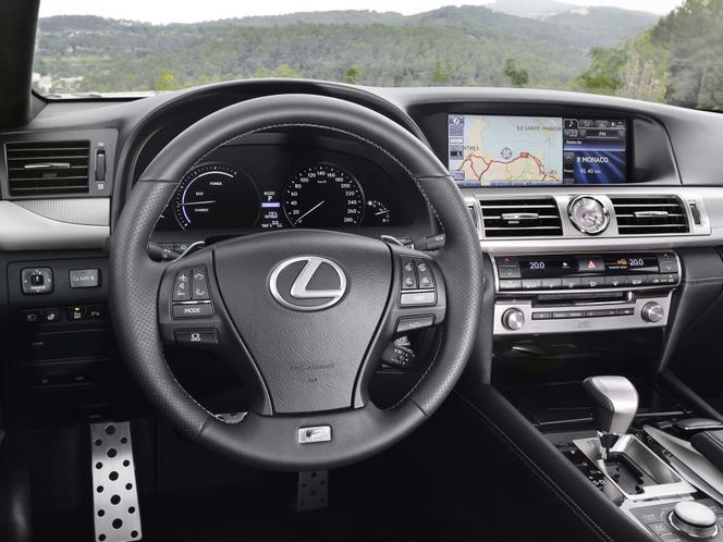 Lexus LS600h F-Sport