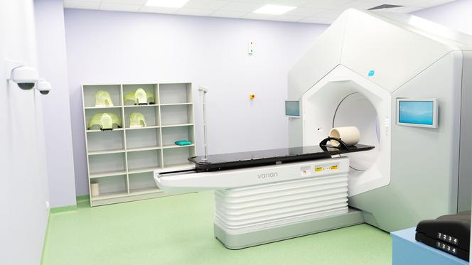 Szpital im. Kopernika w Łodzi otrzymał dwa nowoczesne akceleratory do radioterapii