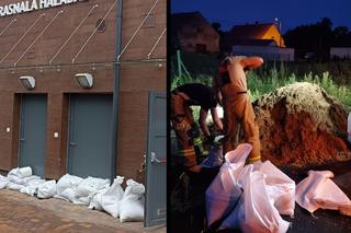 Dolny Śląsk szykuje się na wielką wodę. Strażacy układają worki z piaskiem