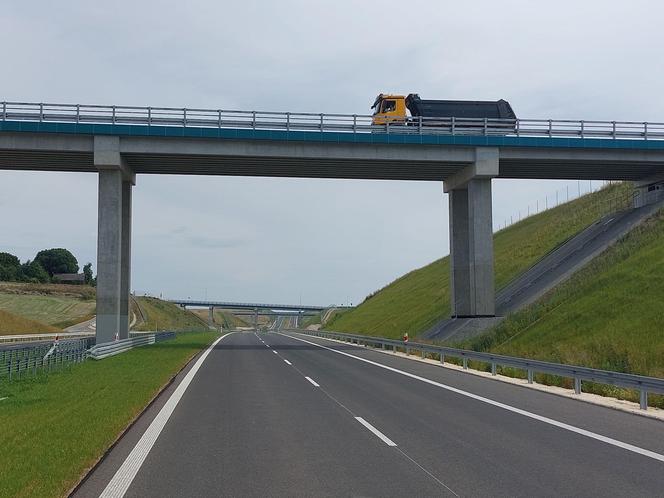 Wkrótce otwarcie nowego odcinka drogi S7. Na budowie znaleźli cenne artefakty