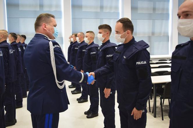 Nowi policjanci złożyli ślubowanie w Rzeszowie [ZDJĘCIA]