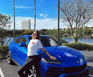 Aryna Sabalenka ma Lamborghini Urus, a Iga Świątek ma Posrche Panamera