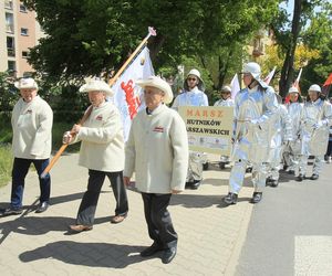 Warszawa pielęgnuje tradycję hutniczą. Kolorowa parada przeszła ulicami miasta