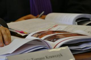 Nie pamięta, że zabił. Teraz ujrzał krwawe dzieło swoich rąk