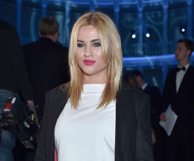 Interpłciowa modelka Michalina Manios i konserwatywny działacz ogłosili związek! Mówi o nich cała Polska