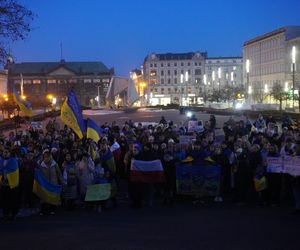 Manifestacja w trzecią rocznicę wybuchu wojny w Ukrainie