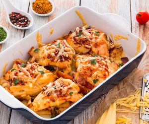 Kotlety gyros z kurczaka 3 w 1, czyli mięsno-warzywne danie z jednej blaszki