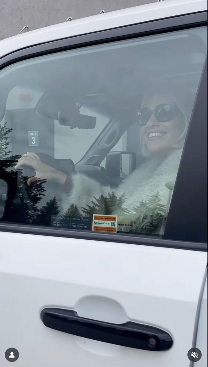 M jak miłość. Dorota (Iwona Rejzner) na planie