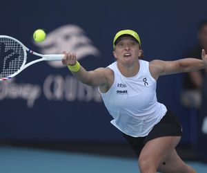 Iga Świątek - Elise Mertens Relacja NA ŻYWO z Miami Open. Pierwszy set dla Polki! [WYNIK]