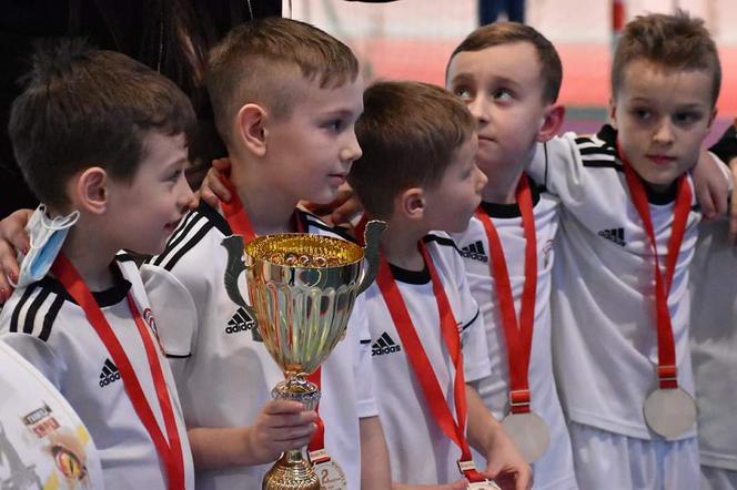 Piłkarskie turnieje z udziałem Akademii Piłkarskiej SKS Star Starachowice