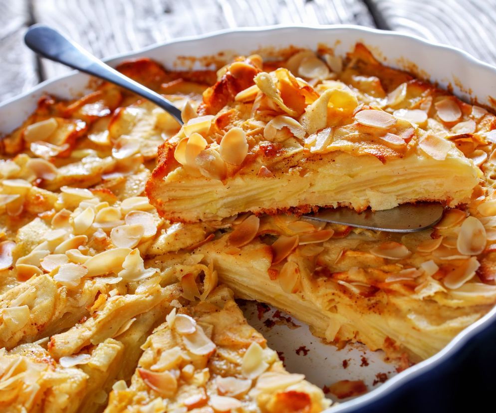 Szarlotka bez masła. Zamień je na ten składnik, a będzie tak samo pyszna