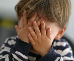 Sposób na 2-latka? ChatGPT podpowiada: 1 rada i 5 zabaw