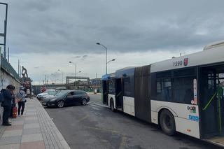 Parkowanie przy Kolumba w Szczecinie