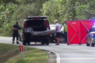 Czołowe zderzenie dwóch samochodów osobowych pod Węgrowem. Cztery osoby ranne. Nie żyje 12-letnie dziecko