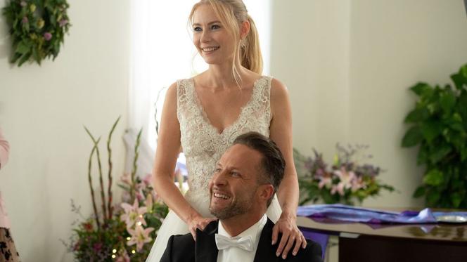 Barwy szczęścia, odcinek 2795: Dominika (Karolina Chapko), Sebastian (Marek Krupski)