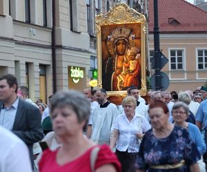 76. rocznica Cudu Lubelskiego. Procesja różańcowa w centrum Lublina