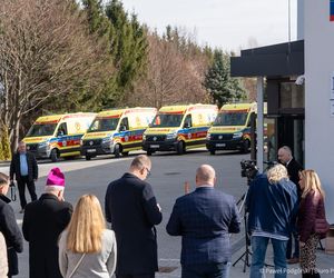 Na zdrowie! Nowe karetki i stacja dla przemyskiego pogotowia