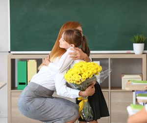 Życzenia i podziękowania dla nauczycieli i pedagogów. Zakończenie roku szkolnego
