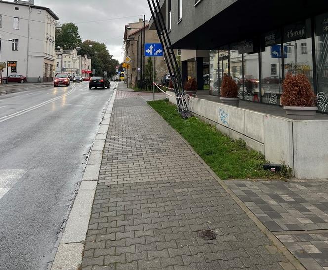 Gliwice: 41-letni kierowca wjechał w słup